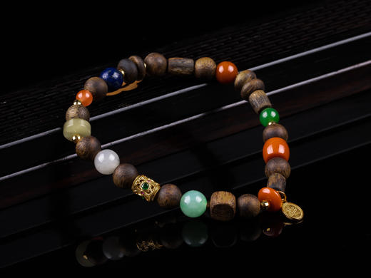 XY0336沉香+翡翠南红多宝随型手串 商品图7