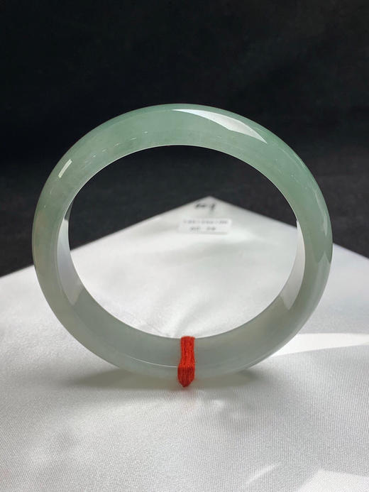 612931，60.3圈口，糯冰油青半山半水正圈平安镯，种老水足，微透手 商品图5
