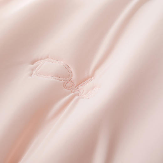 多喜爱 清氧柔肤两用枕 （柔粉/雅灰）【双感两用】【双芯设计】【A类标准】【精美包边】【极简绣花】科学承托 多维透气 可水洗 超蓬松久睡不易塌陷 立高设计 商品图5