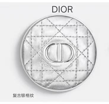 【订单实付低于299元，不发货】迪奥 克丽丝汀迪奥凝脂恒久气垫粉底高订外盒(复古银格纹)  C099892300-F 商品图0