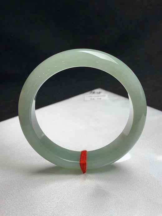612932，56.5圈口，糯化葡萄肉正圈平安镯，底色清爽，底色胶润 商品图3