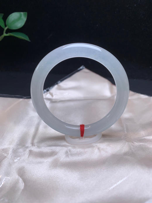 612928，54.2冰底白月光细圆条，纯净起光，冰冰的，很秀气 商品图3
