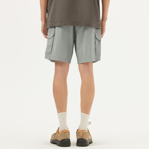 gxg.jeans男装 浅灰色户外大口袋工装宽松直筒短裤男 25年夏热卖 商品图3