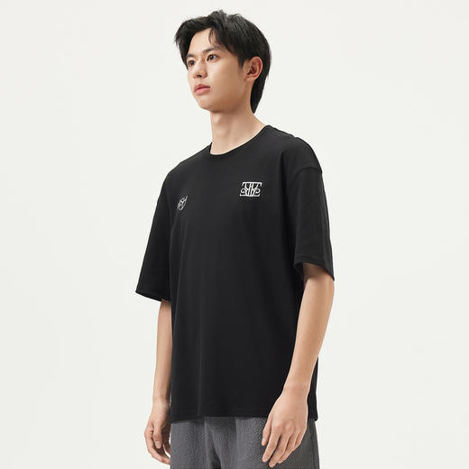 gxg.jeans男装 黑色字母绣花简约休闲宽松基础短袖T恤男 25夏热卖 商品图2