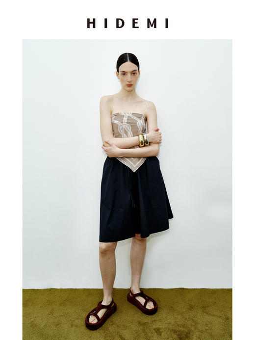 HIDEMI度假系列酒红色麂皮拼接摩登大气厚底增高露趾凉鞋 商品图4