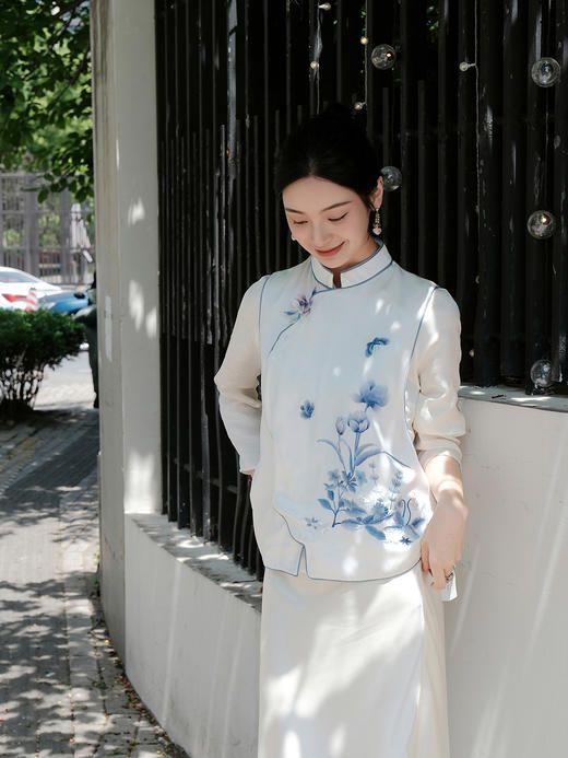 盛唐牡丹|绒花款真丝手绣花瓣领马甲 商品图4