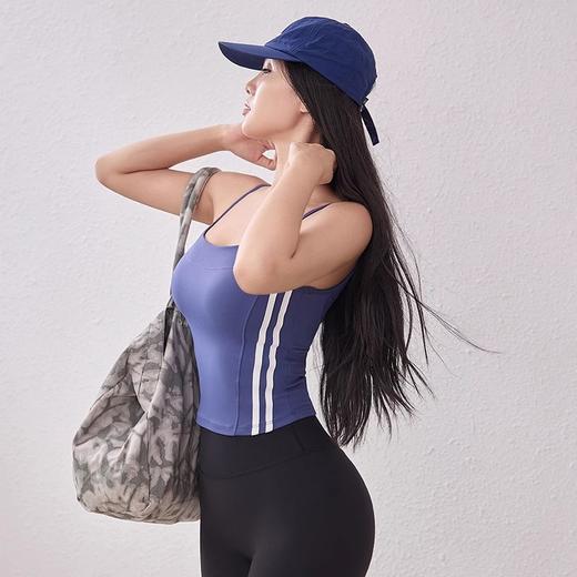 【限时秒】YOGACODE【火树银花系列】新款瑜伽背心带胸垫不跑杯百搭条纹美背吊带背心DWC115161 商品图2
