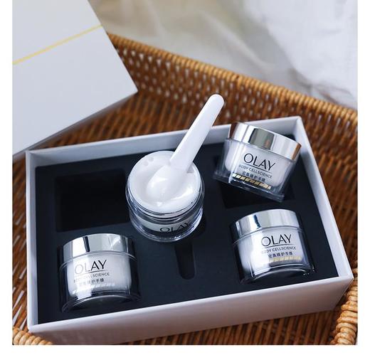 【清仓好价】OLAY玉兰油多重臻护手膜套盒4瓶（效期至25.12） 商品图5