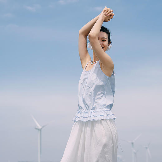 绽放女装276-255朵/【入蓝系列】设计感可调节吊带直筒打底裤套装 商品图1