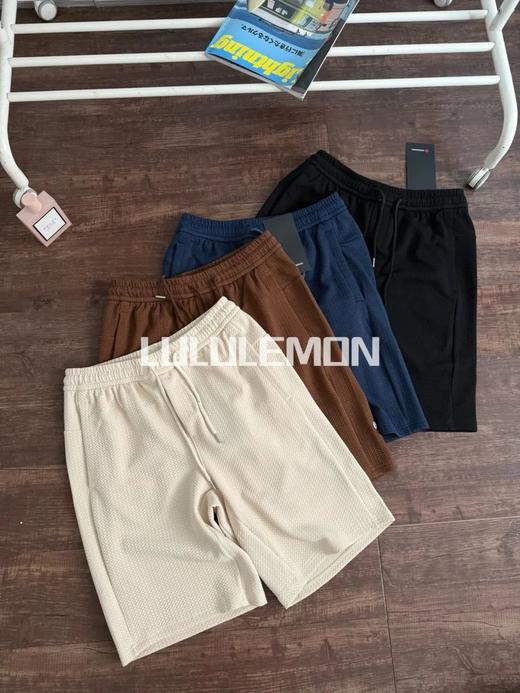 luluTextured 男士双面针织泡泡凉感棉混纺短裤 商品图3