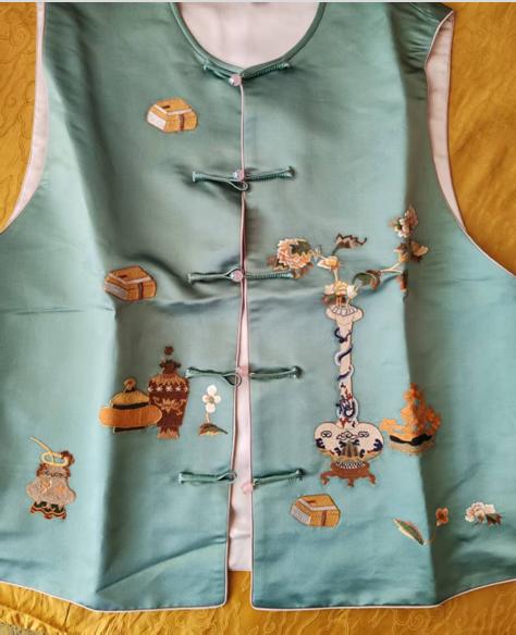 盛唐牡丹| 真丝打籽绣对襟马甲(盛唐牡丹与非遗传承人王小潇联名系列 ) 商品图0