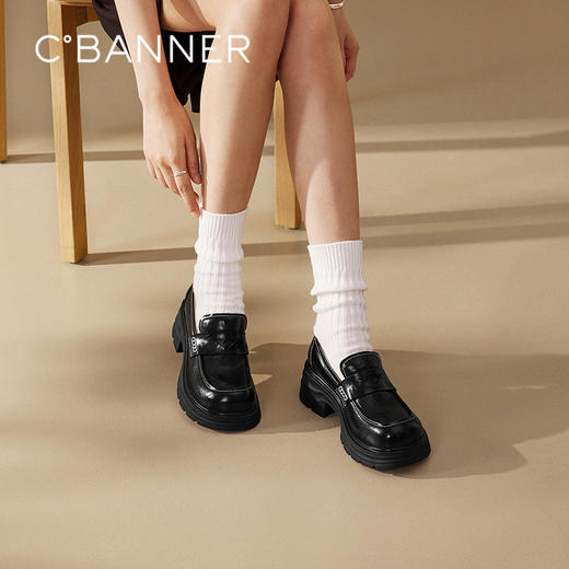 千百度厚底正装乐福鞋女款深口黑色增高JK小皮鞋通勤A25190219 商品图0