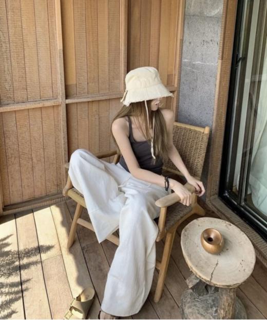 🌸穿不腻的「隐形贵气」💰亚麻自带清凉buff❗【老钱风亚麻阔腿裤】💕裤身自带松弛“富贵皱”，带着野生的呼吸感，🍑越穿越有故事❗  商品图2