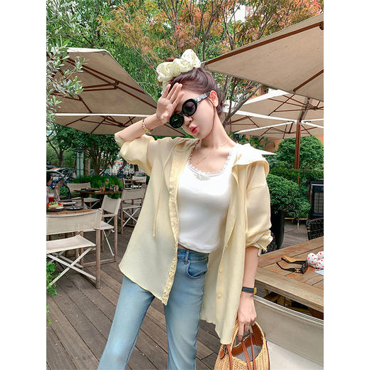 <曾小咸推荐>宽松慵懒黄色防晒连帽衬衫外套 商品图2