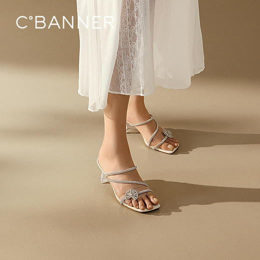 千百度钻带粗高跟凉拖鞋女踩屎感绝美舒适外穿一字拖A25335921 商品图0