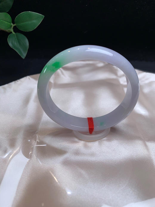 612946，54.8淡紫飘绿贵妃，底妆特别细，淡紫底飘阳绿色，清新干净 商品图3