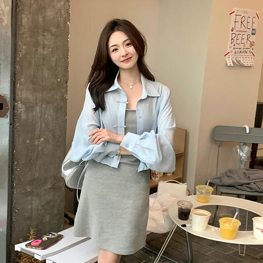 金蘑菇菇 内搭终结者/浪漫松弛极简感 大气修身吊带连衣裙 商品图3