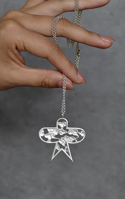 999银祥云自在风筝项链 商品图0