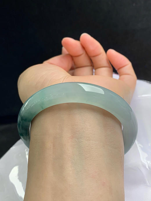 612952，60.5圈口，冰飘花正圈平安镯，冰晴底飘深蓝花，底子冰胶有光感 商品图5