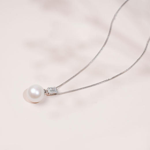 莹润系列 S925银 淡水珍珠链牌 项链 精致时尚简约 商品图1