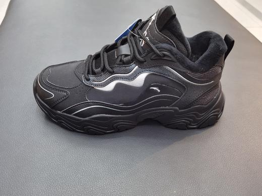 【35.5/36/37.5/39断码】安踏大棉女休闲鞋2024冬季新款加绒中帮时尚防滑运动鞋122448986【库存有限，如无货将做退款，介意慎拍！】 商品图0