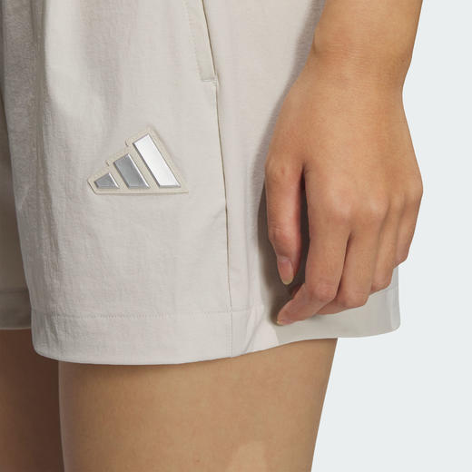 Adidas阿迪达斯MODERN TECH WOVEN SHORTS 王欣瑜同款轻肤感系列凉感运动休闲短裤JM8827 商品图3