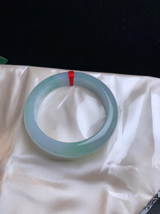 612944，54.8冰甜绿底手镯，清新甜绿底色，整体清爽干净，油润干净 商品图4