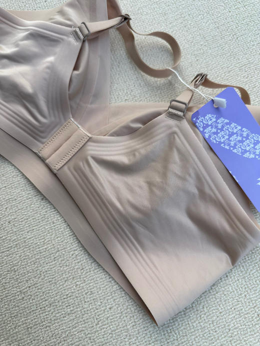 华家耀光V领超薄杯网纱文胸内衣 商品图6