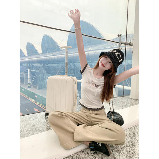 <曾小咸推荐>现货秒杀！最后一波 ！抢到赚到！韩系小狗印花蝴蝶结短袖 日常119.99 立减60 秒杀59.99！ 商品图3