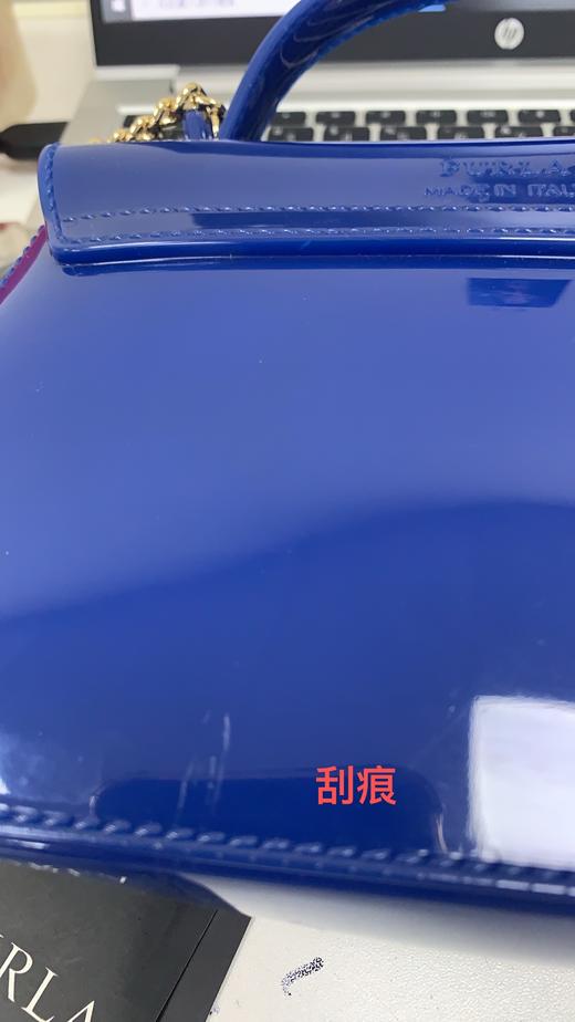 8051510904458  FURLA CANDY 新款女包时尚果冻包迷你斜挎包 规格：17*13*7cm【瑕疵请看实拍图】 商品图6
