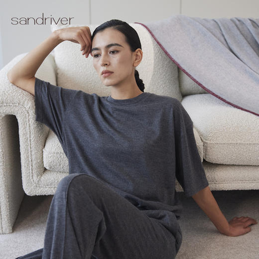 精纺羊绒宽松短袖女套衫SJF97W039N 商品图0