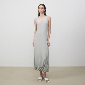 lost in echo2025夏季新款时髦撞色柔软舒适花苞长裙修身连衣裙女