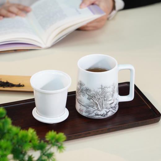 昌南大师景德镇陶瓷《瑞雪兆丰年》茶水分离杯 商品图4