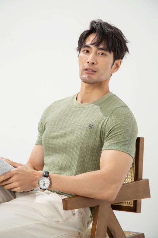 【Hilnan&Bellne哈蒙班尼男士专版速干空调衫系列23711款圆领】 圆领衫设计简约大方，无论是单穿还是打底，都能轻松驾驭。 速干四面弹的户外面料，3D立体裁剪的版型，出色的户外性能！👖 商品图0