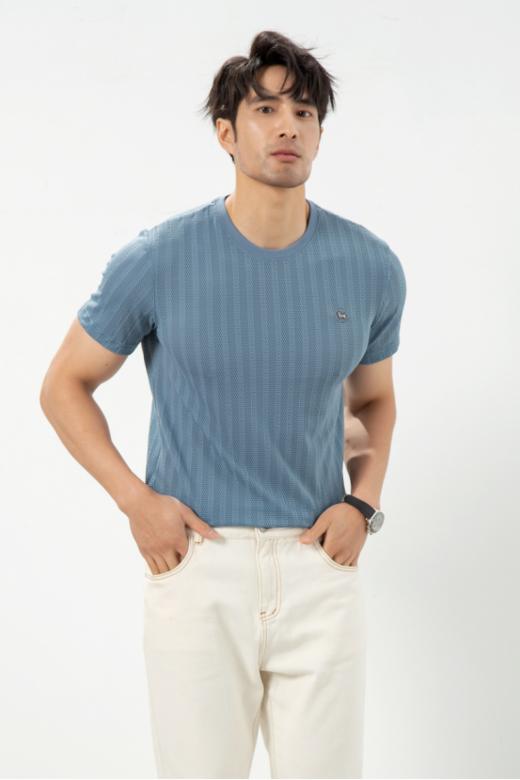 【Hilnan&Bellne哈蒙班尼男士专版速干空调衫系列23711款圆领】 圆领衫设计简约大方，无论是单穿还是打底，都能轻松驾驭。 速干四面弹的户外面料，3D立体裁剪的版型，出色的户外性能！👖 商品图1