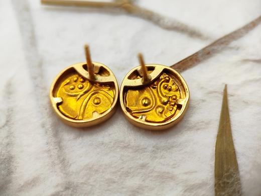 古董科沁金币黄金包镶耳钉 商品图2