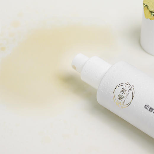 西蜀菁方水润舒缓喷雾 复方草本植萃急救保湿喷雾 舒缓爽肤保湿水 适用敏感肌改善泛红 商品图3