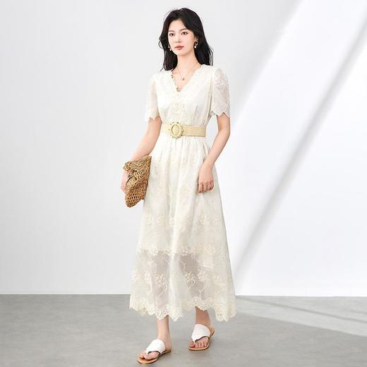 「高货wl」全新升级【铂金会员358/天猫479/差价121】(00505)洛诗琳法式设计感V领连衣裙2025夏季刺绣蕾丝收腰裙子女 商品图0