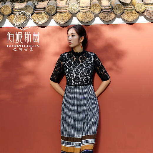 【伯妮斯茵】173S057--黑色连衣裙--中世纪的光明--《宁静之美》 商品图3