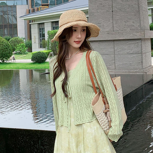 奢姿大码女装2025夏季时尚系带设计气质镂空上衣胖妹妹V领开衫9652353216A 商品图4