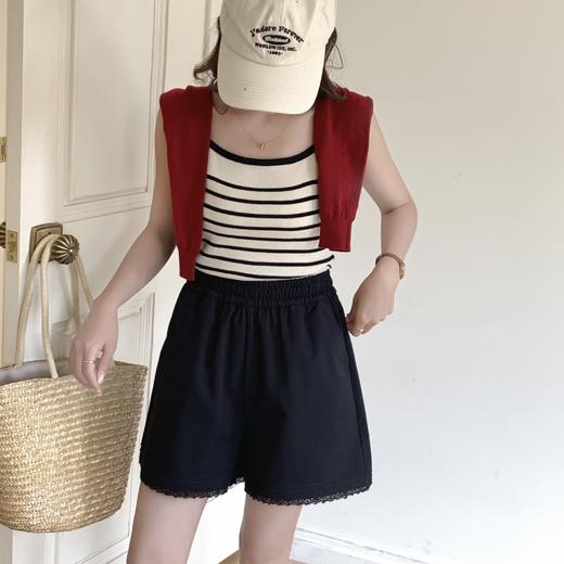 骆柒柒轻甜蕾丝边短裤 蕾丝拼边 甜美优雅双重buff 宽松裤型高腰设计显瘦显腿长 商品图8