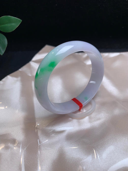 612946，54.8淡紫飘绿贵妃，底妆特别细，淡紫底飘阳绿色，清新干净 商品图2