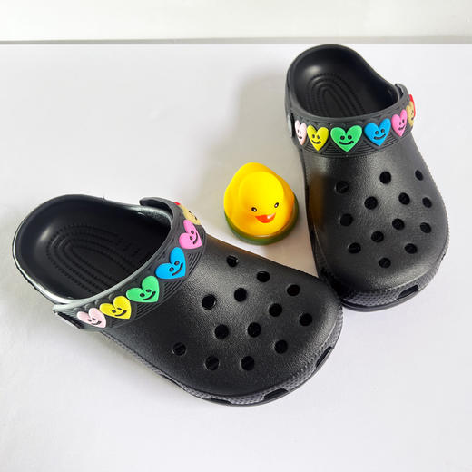 美尘  儿童款哈林洞洞鞋（随机配6个鞋花） 商品图5