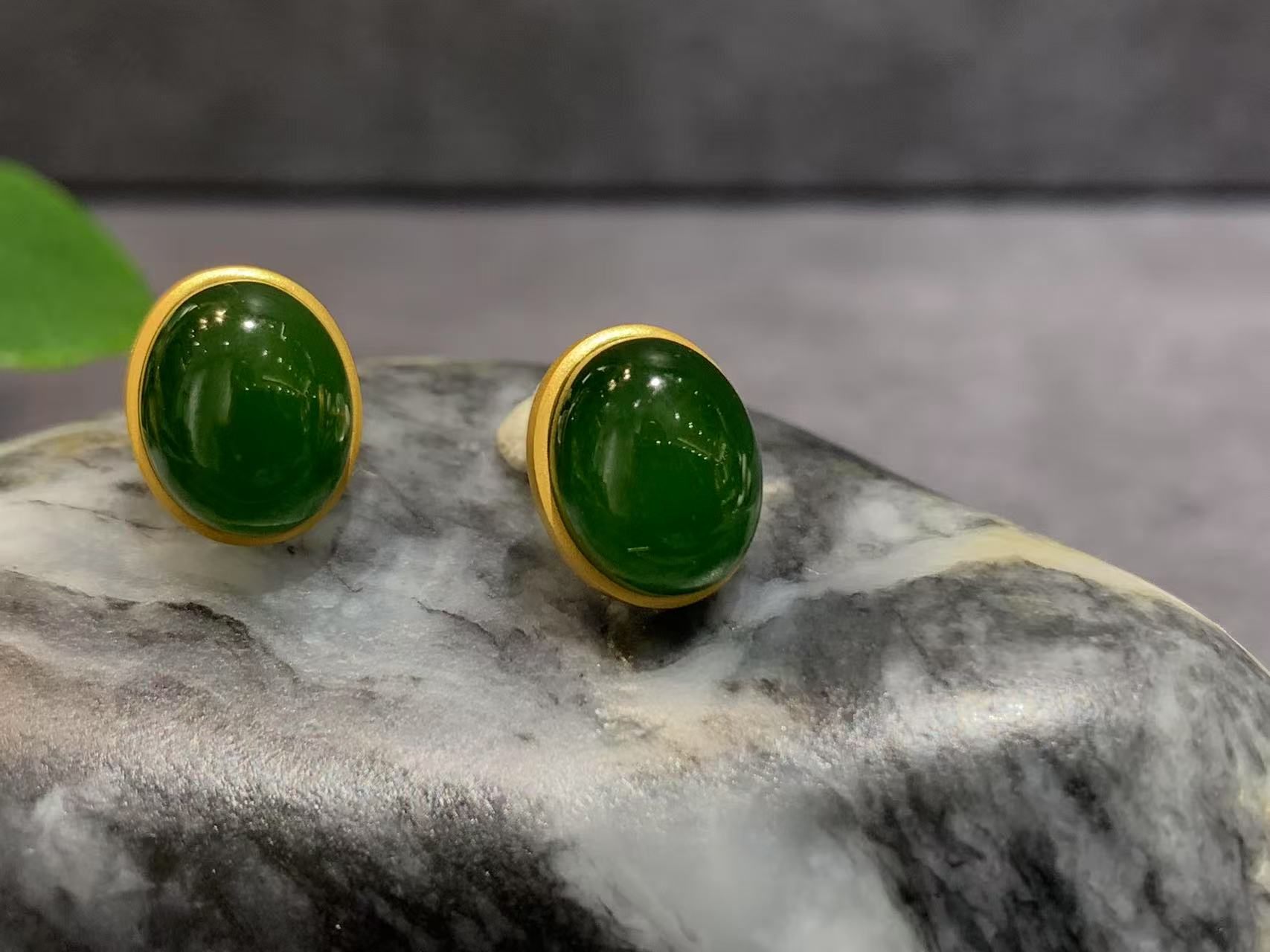 【御珠宫坊】碧玉耳钉