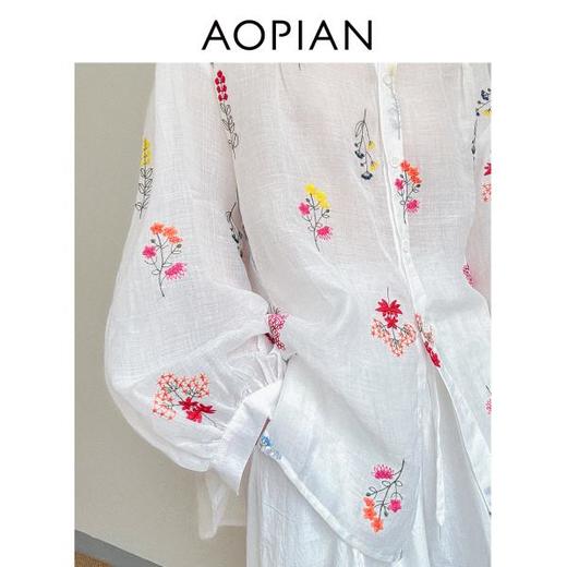 奥篇小花束植物刺绣 法式度假风 宽松灯笼袖清爽透气苎麻衬衫 商品图4
