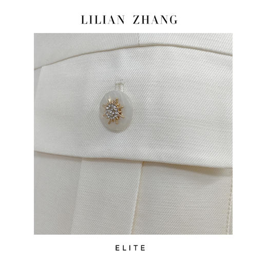 E“定制”——静奢风——风尚之选———法式圆领纽扣A摆短上衣 2505005 商品图2