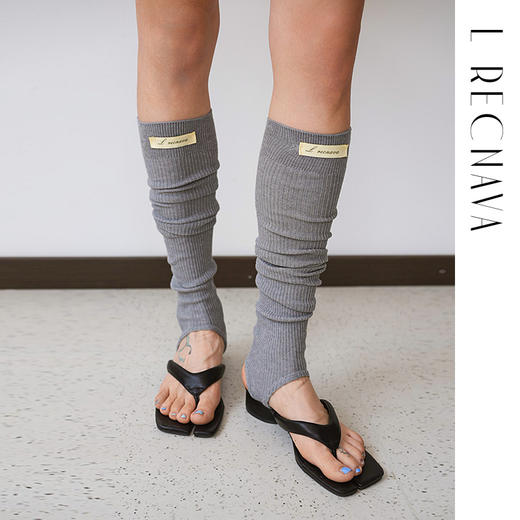 L RECNAVA 薄款踩脚瑜伽堆堆袜 百搭纯色中筒袜 商品图4