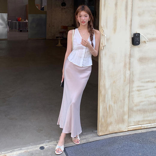 西遇缎面鱼尾半身裙女夏季新款修身法式粉色高腰包臀裙子SS050702 商品图1