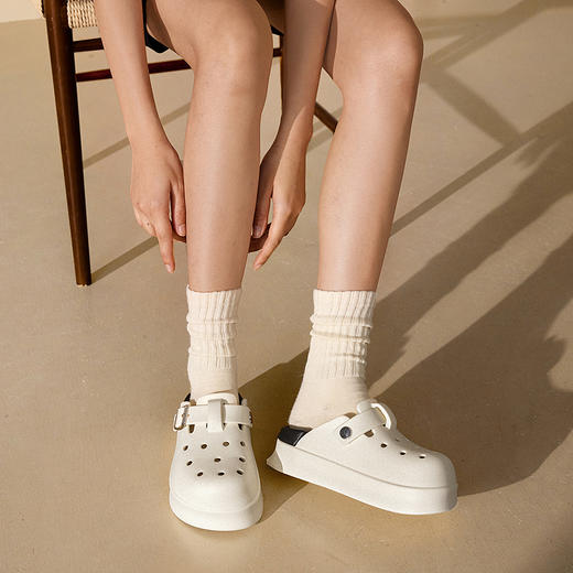 千百度镂空厚底洞洞鞋女款2025夏季新款半拖两穿休闲沙滩凉拖鞋Z25010472 商品图2