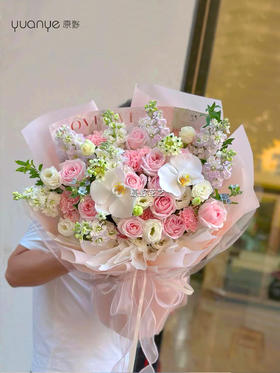 【温柔独特的浪漫】粉玫瑰混搭花束
